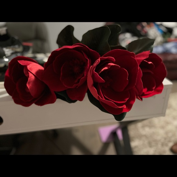 7 XL long stem artificial roses NWOT - Picture 2 of 10